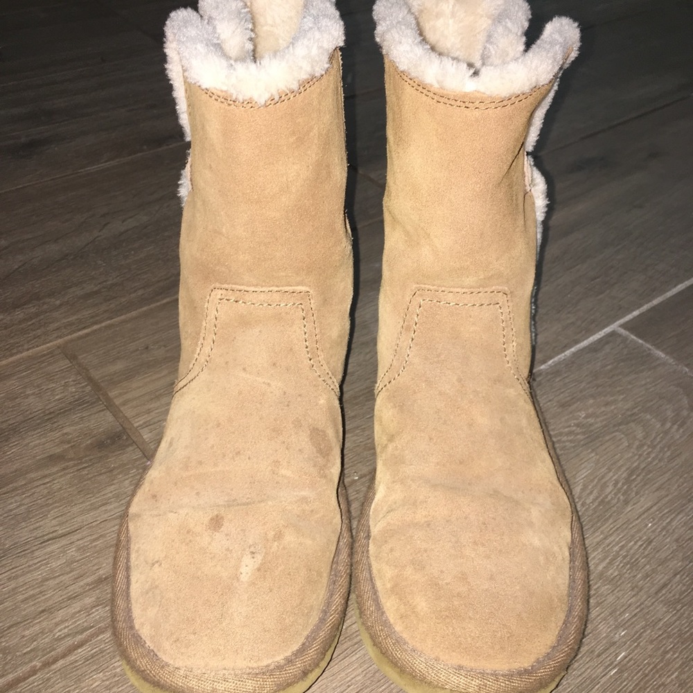 tan american eagle boots
